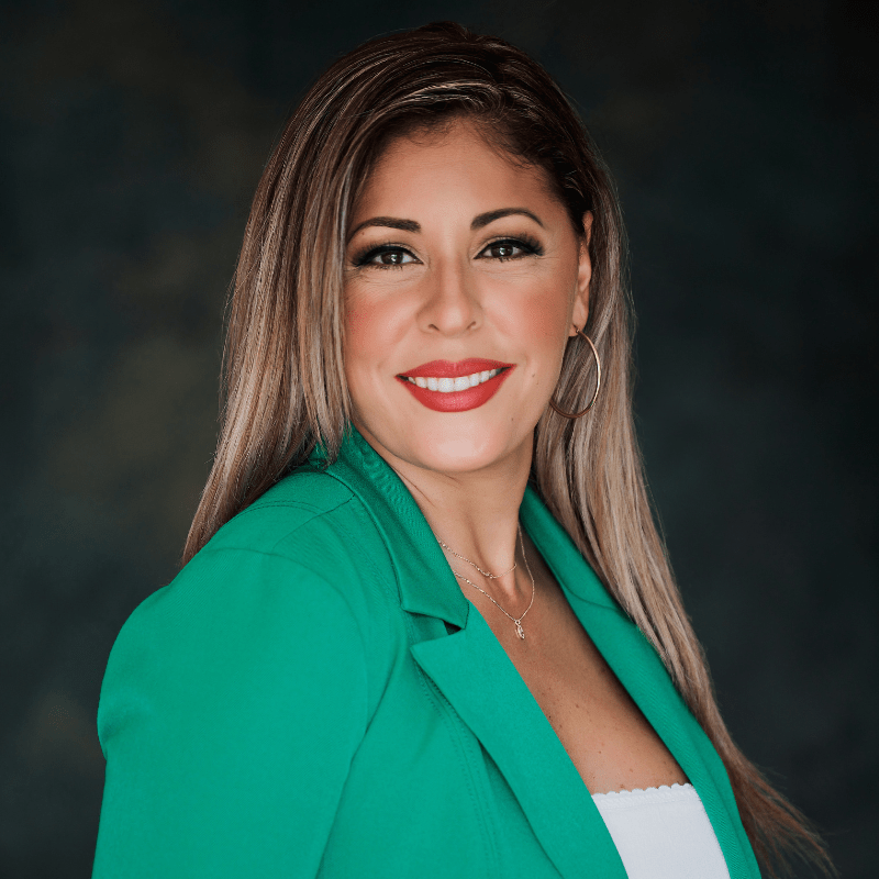 Erika Obando, Transformational Life Coach